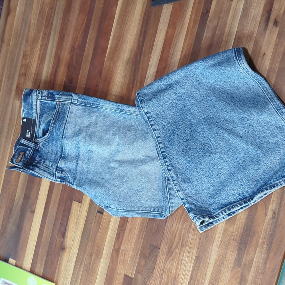 NWT Express 70's Flare Midrise Jeans